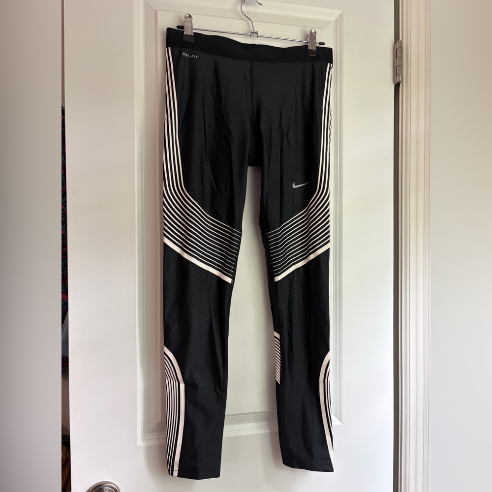 Nike NWT dri-fit running pants